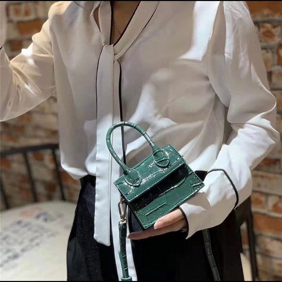 🆕✅Cute Purse Mini crossbody bag/top handle clutch bag/pu leather/satchel bag🆕 - Picture 2 of 11